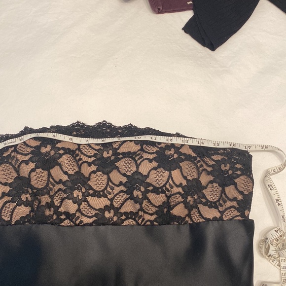 Extremely classic elegant evening gown - Picture 5 of 6